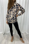 Antonella_Blouse_-_Leopard-_Kym_-_8_-002_0aefd8d9-4bc2-4605-ab29-6c9717692fab