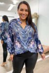 TheWillowBlouse-NavyFloral.Jennifer8_9